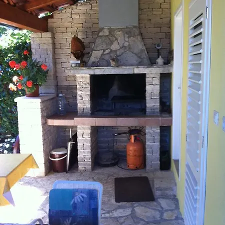 Ornela Apartment Porec