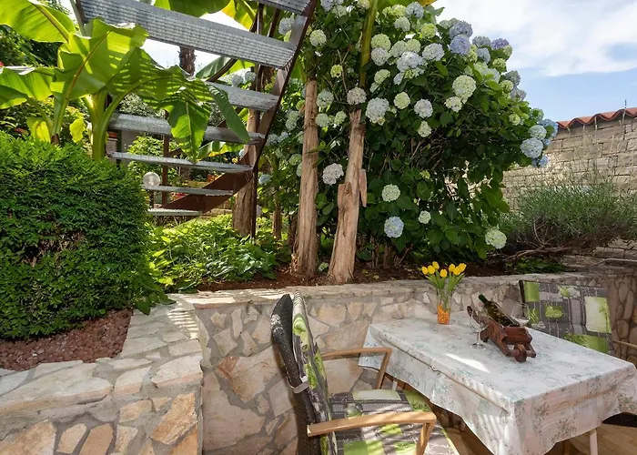 Apartamento Ornela *